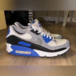 Men’s Nike Air Max 90s - Size 8.5 (Women’s 10)